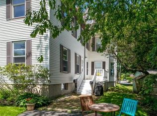 94 Rockaway Ave #1, Marblehead, MA 01945