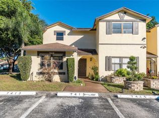 7413 NW 34th St, Lauderhill, FL 33319
