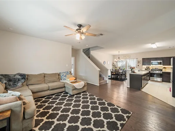 21264 Flowering Crape Myrtle Dr, Porter, TX 77365