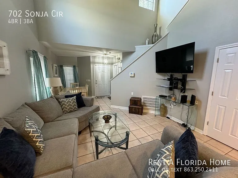 702 Sonja Cir — Photo 6