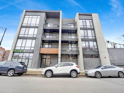 2405 W Iowa St #401, Chicago, IL, 60622