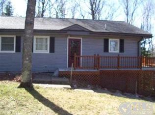 143 Golden Lake Trl, Iron River, MI 49935