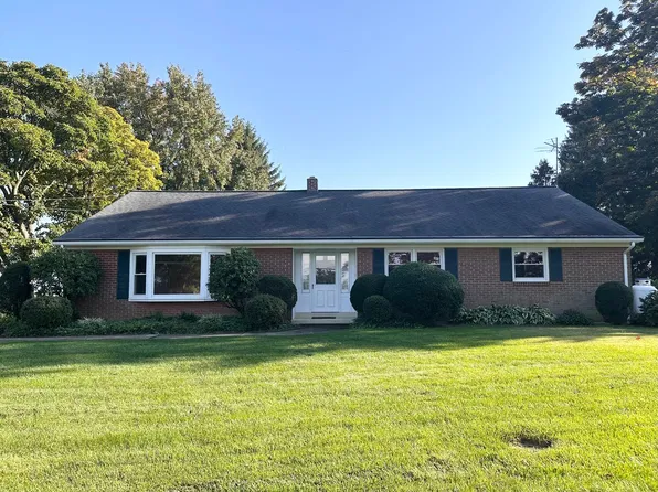 936 Letort Rd, Washington Boro, PA 17582