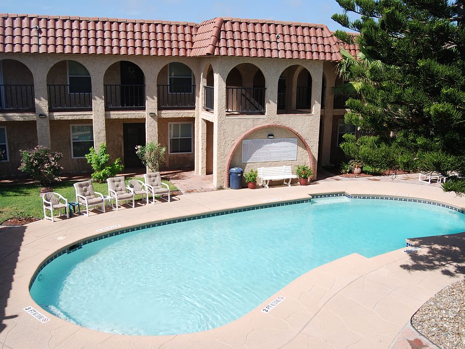 1st image of 14921 Windward Dr APT 210