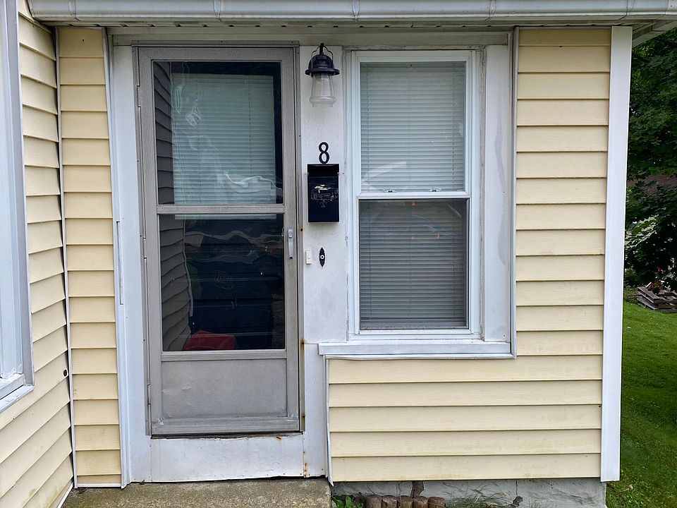 1st image of 8 Shaw Ave #B