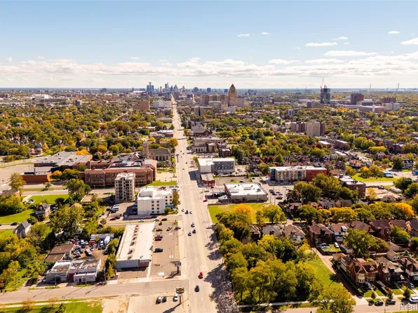 9155 Woodward Ave, Detroit, MI 48202