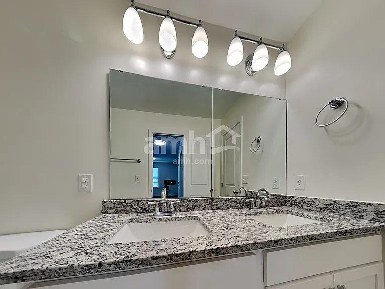 4853 Billingsgate Ln — Photo 16