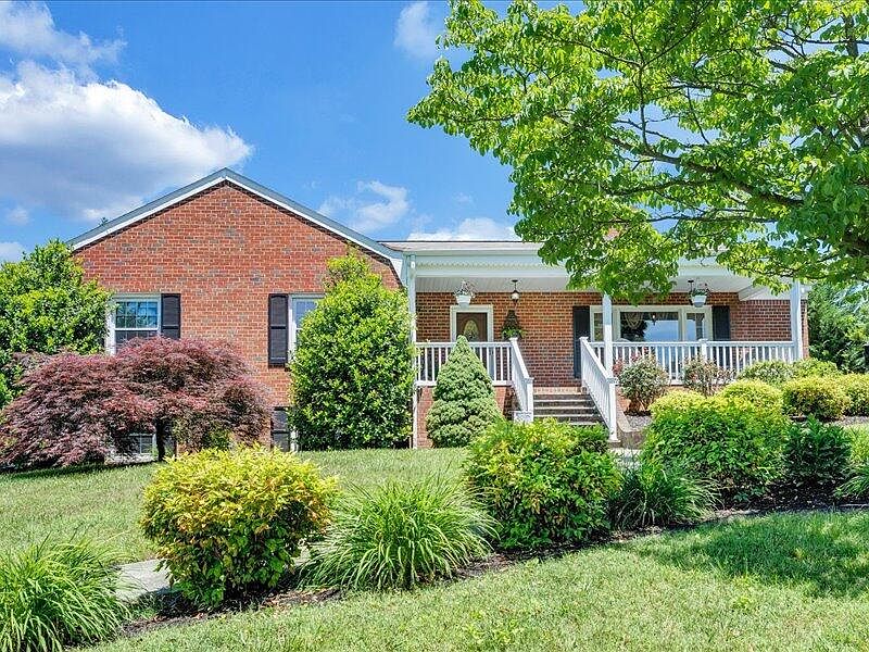 5347 Castle Rock Rd, Roanoke, VA 24018 Zillow