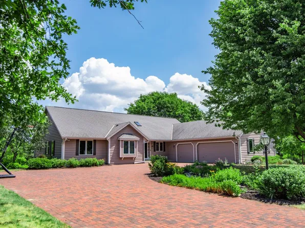 3992 Wexford CIRCLE NORTH North, Richfield, WI 53076