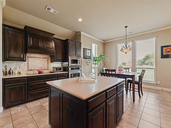 5th image of 1127 Sonora Ct