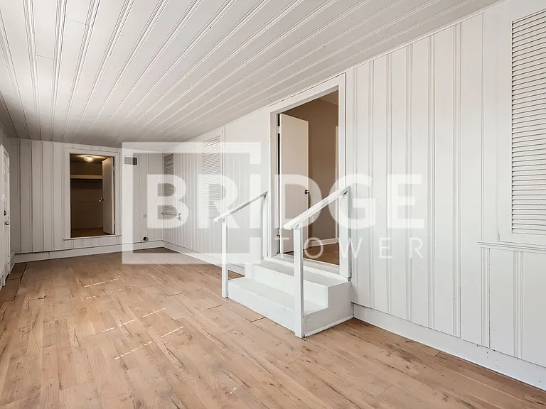 224 E Boyd St — Photo 10