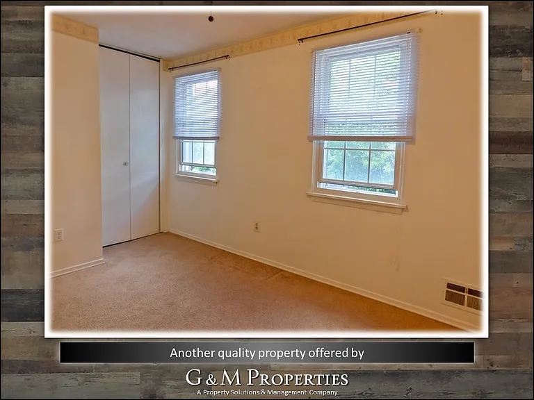 1074 Mount Hope Ave #G — Photo 18