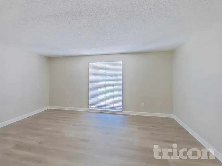 816 Granite Rd — Photo 2