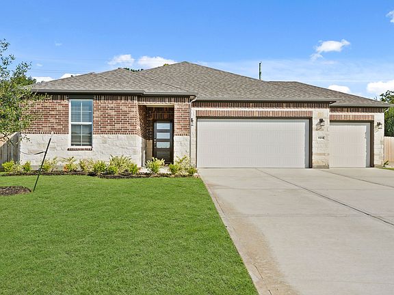 3rd image of 11018 Youngquist Dr