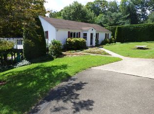41 Flat Swamp Rd #A, Newtown, CT 06470