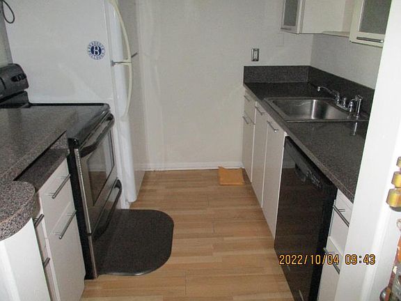 2nd image of 14221 N Kendall Dr #C-405