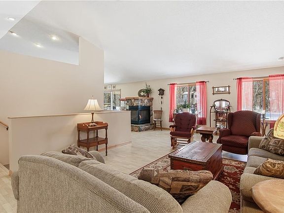 4th image of N8116 577th Street