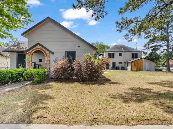 2633 W Main St, Baytown, TX 77520