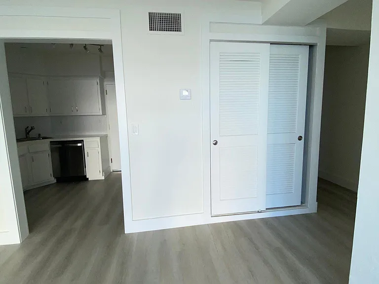 1430 Brickell Bay Dr #603 — Photo 14