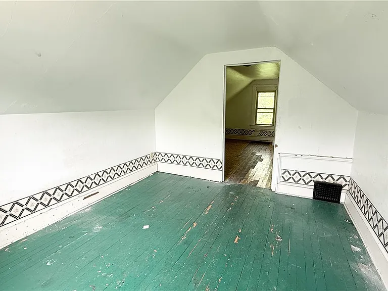 987 Boone St — Photo 30