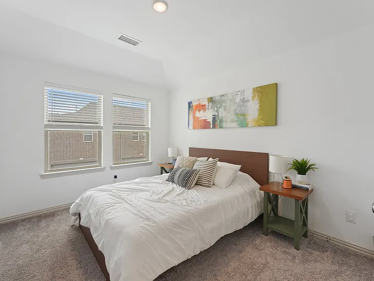 6028 Silverado Trl — Photo 17