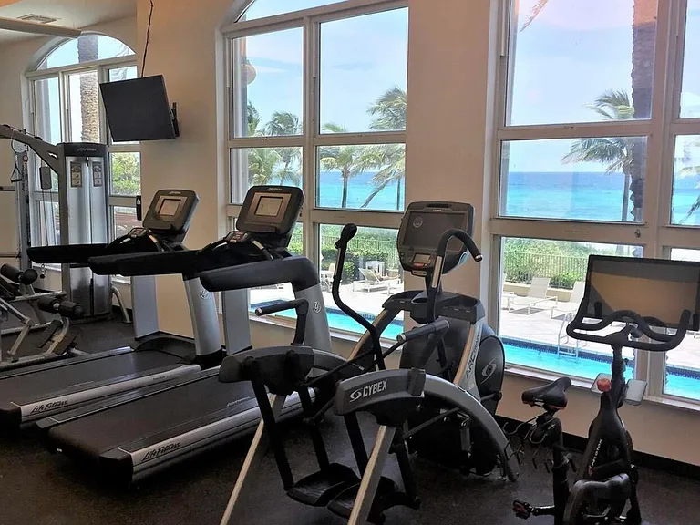 2080 S Ocean Dr #8 — Photo 44