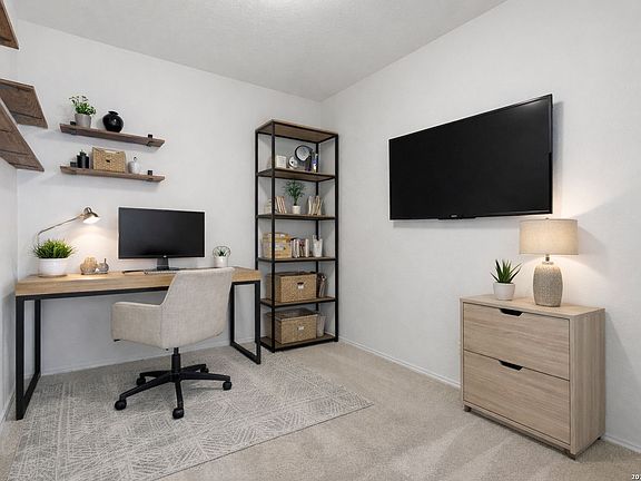 4th image of 10911 Balmorhea