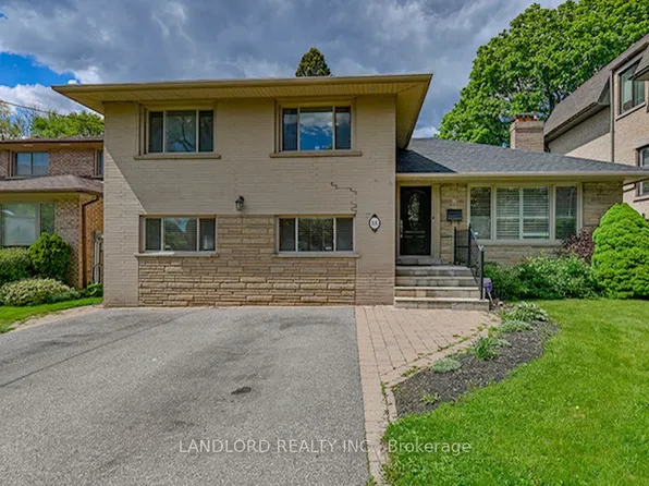 88 Carmichael Ave, Toronto, ON M5M 2W9