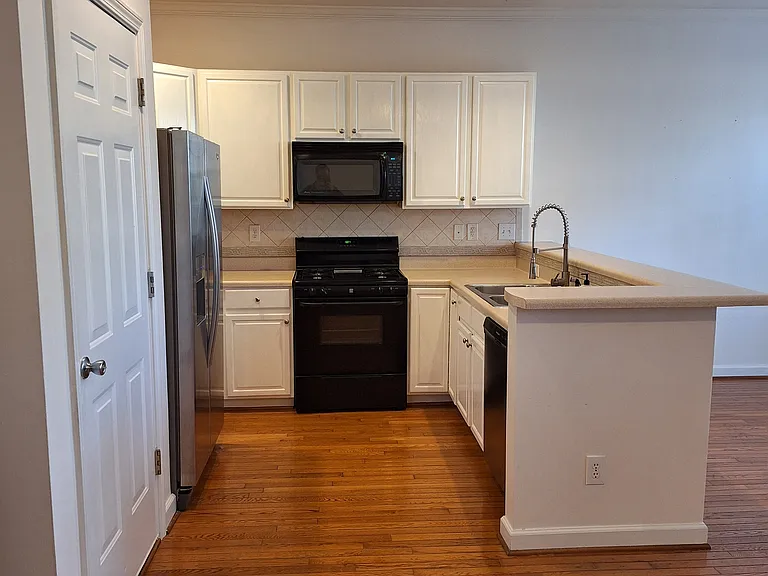 4633 Malone Ct — Photo 14