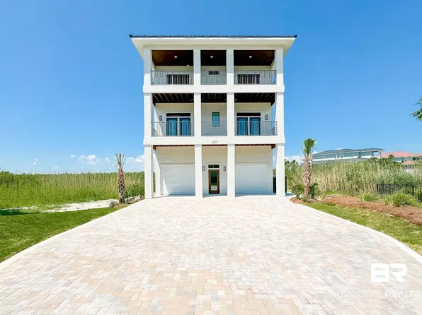 3222 Sea Horse Cir, Gulf Shores, AL 36542