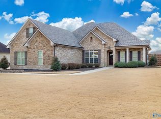 17173 Lochton Dr, Athens, AL 35613