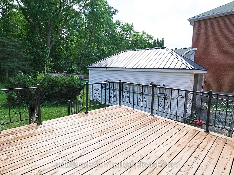 87 Midland Ave — Photo 24