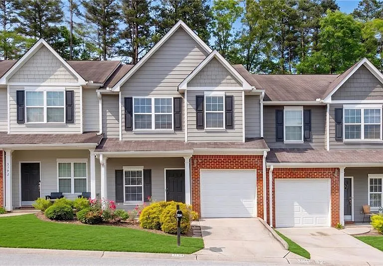 3194 Cedar Glade Ln — Photo 1