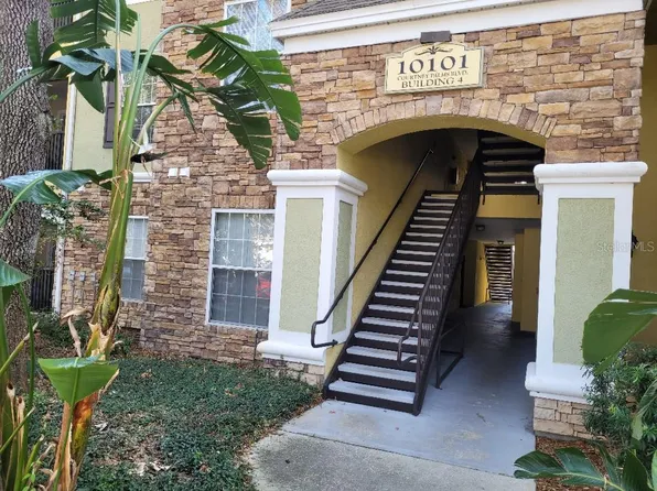 10101 Courtney Palms Blvd APT 102, Tampa, FL 33619