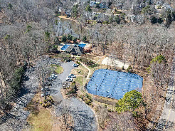 108 N Fern Abbey Ln, Cary, NC 27518