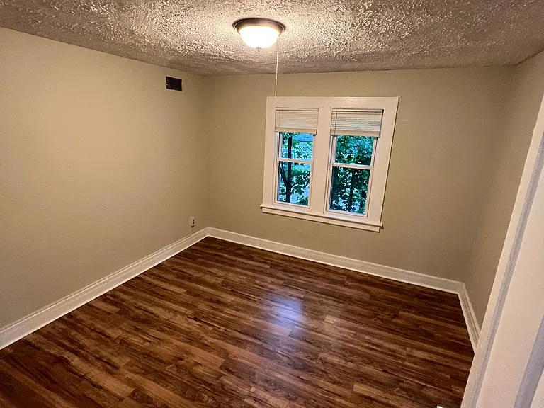 395 Stanley St #3RDFL — Photo 5