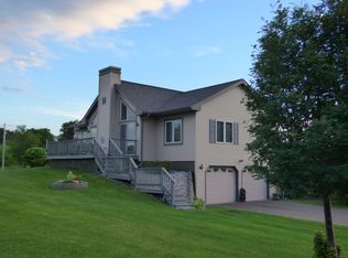 1550 E Grand Boulevard Cir, Iron Mountain, MI 49801