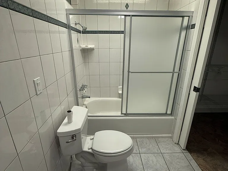 111 S Poplar Ave #45 — Photo 13
