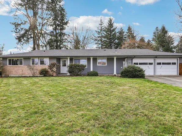 155 Sunset Blvd, Saint Helens, OR 97051