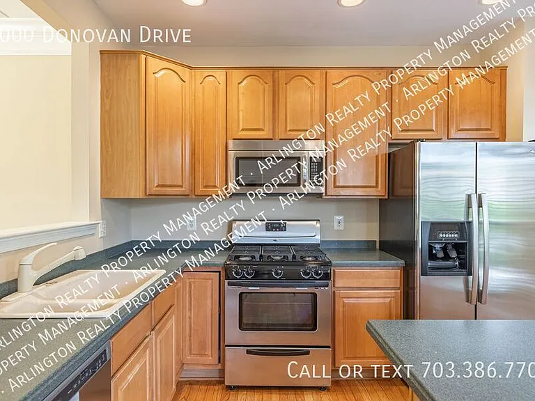 5000 Donovan Dr — Photo 5