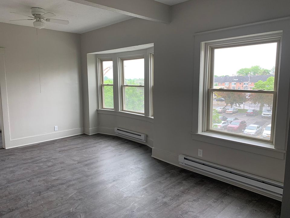 2nd image of 121 Liberty Pole Way APT 211
