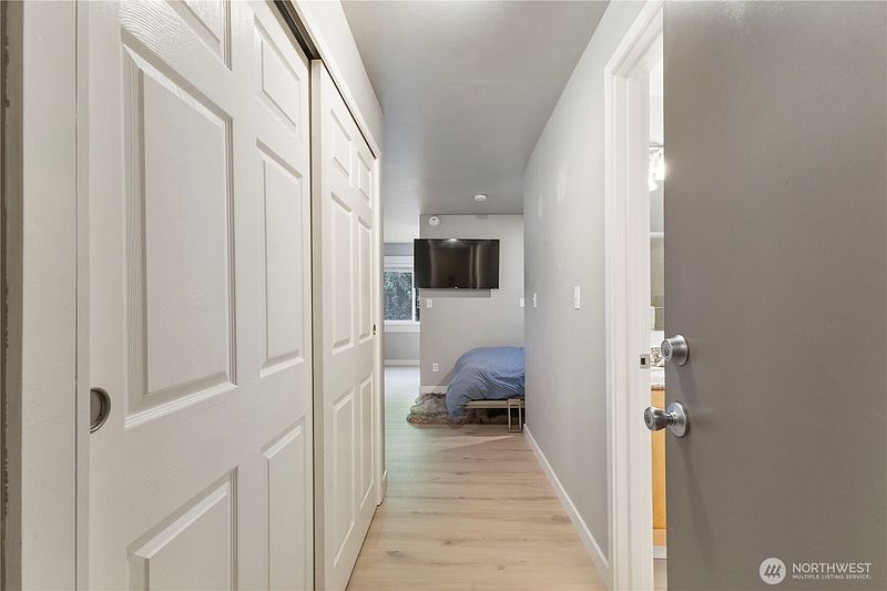 4th image of 705 E Republican Street #207