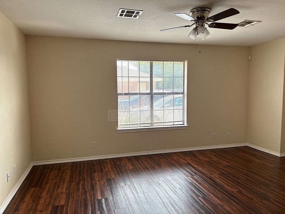 1st image of 908 McDaniel Cir #A