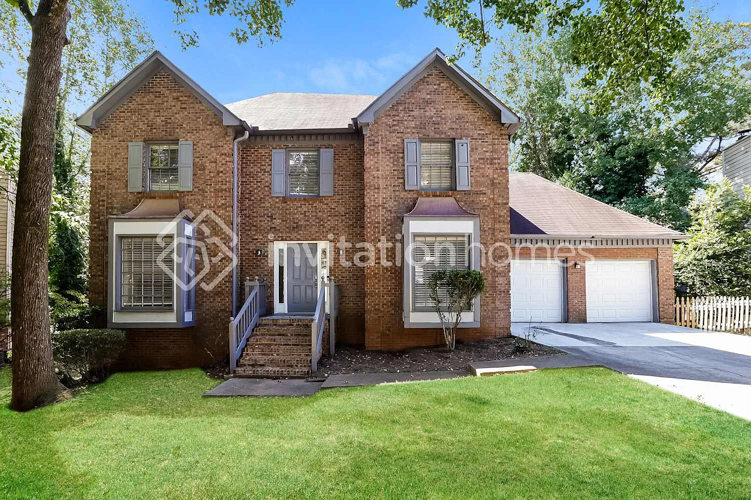 5018 Stoney Point Cir Stone Mountain, GA 30088 — Photo 1