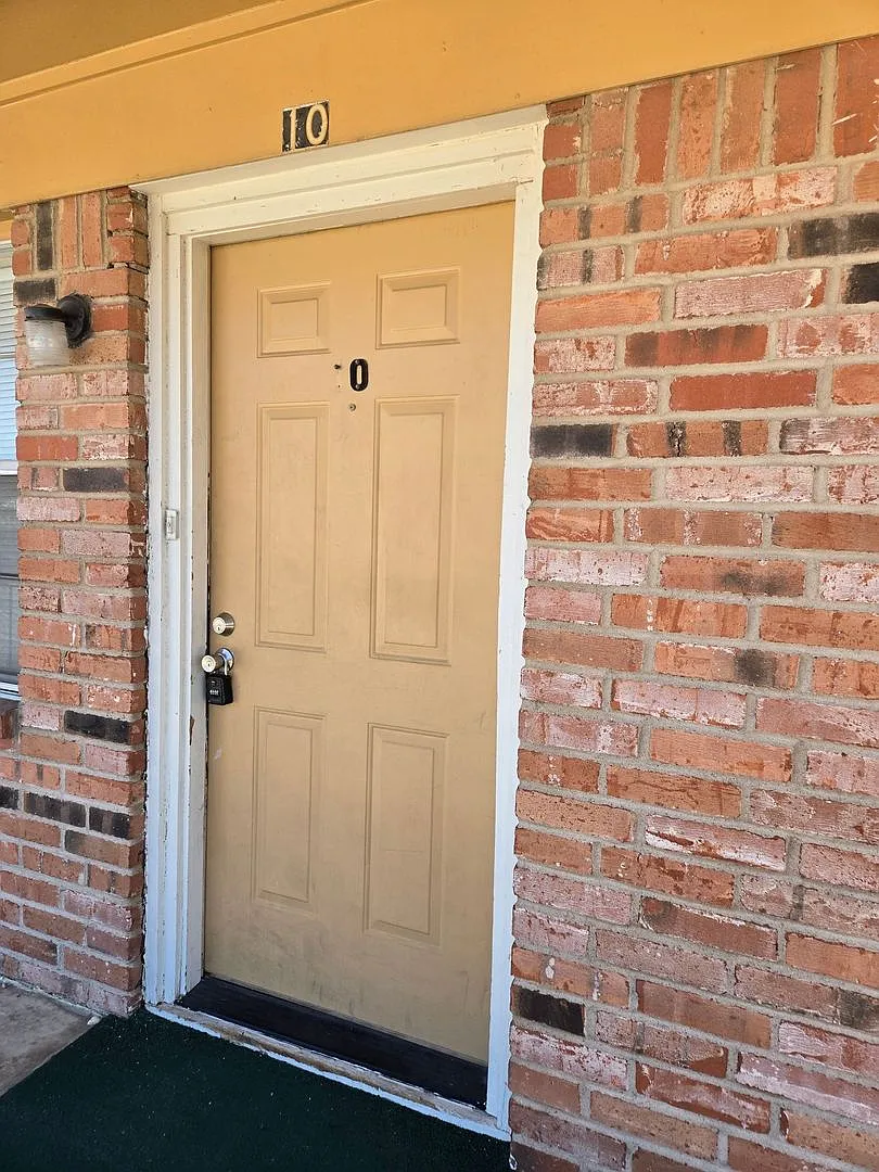 Half off first month's rent — Photo 2