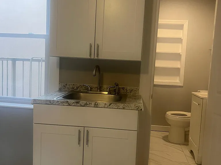 237 Dayton Ave #3F — Photo 7