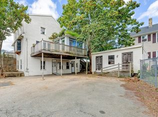 3 Colonial St, Gloucester, MA 01930