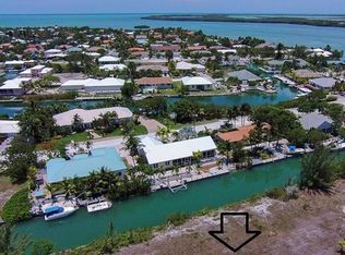 20812 One Street Ave W, Summerland Key, FL 33042