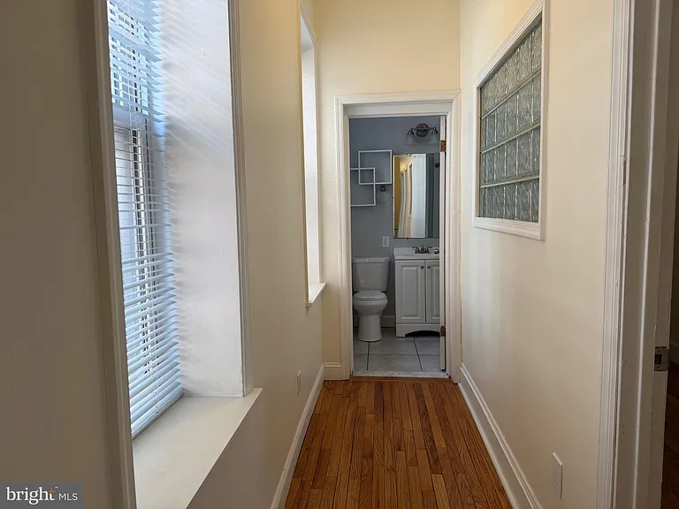 922 S 49th St #-1 — Photo 20