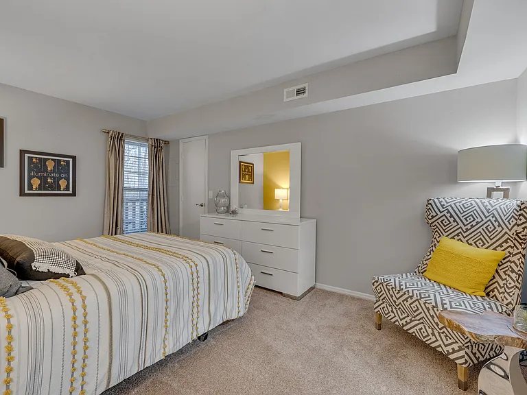 Trailwood Crossing Apartments — Photo 13